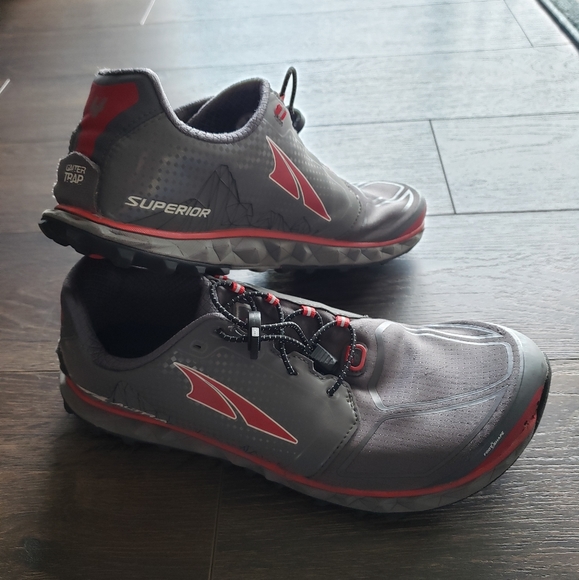 altra superior 4.0 canada